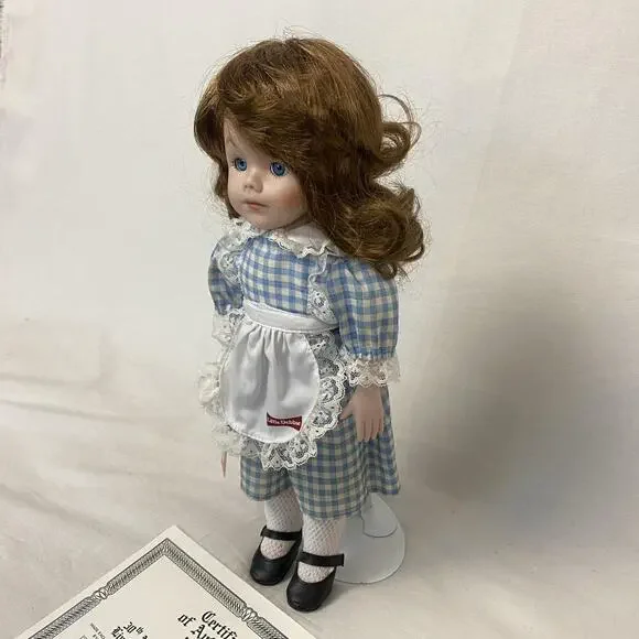 Vintage Little Debbie 30th Anniversary Porcelain Doll 1990 COA Dynasty Dolls 90s - Picture 7 of 14